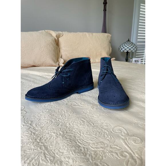 Ted Baker London Blue Suede Wingtip Chukka Boot Mens US 11 EU 44 - Picture 2 of 5